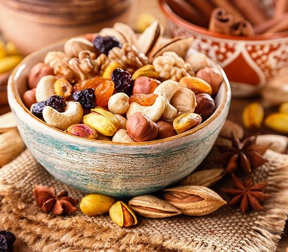 The Best Healthy Non-Perishable Snacks for the Family